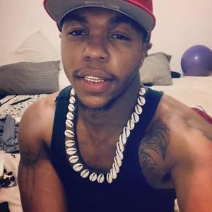 Meet your Posher, Dennis